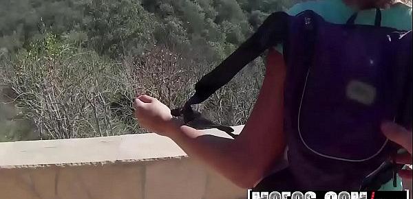  Mofos - Drone Hunter - Danica Dillon - Spying on an Outdoor Public Fuck